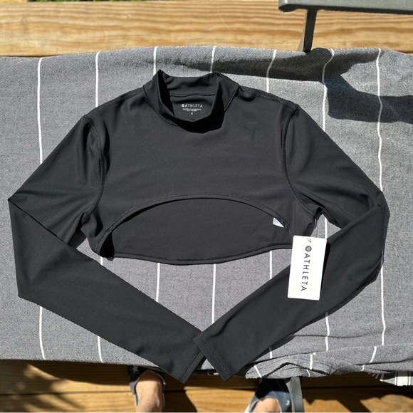 Athleta Black Eclipse Long Sleeve Cut Out Shrug - Picture 6 of 15